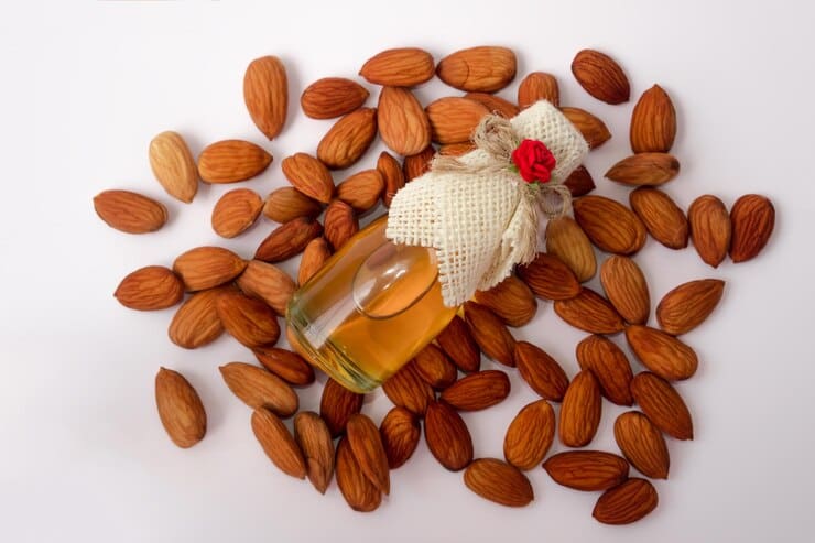 تصویر 3 از قیمت خرید روغن بادام شیرین + فروش ویژه